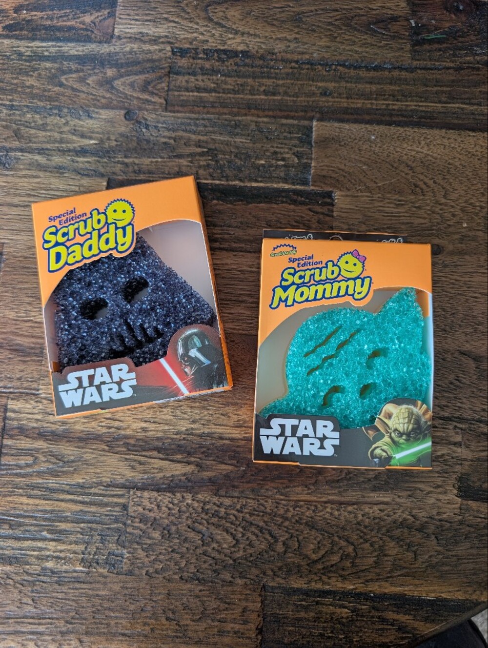 Star Wars Scrub Daddy Darth Vader and Scrub Mommy Yoda Cleaning Sponges NEW